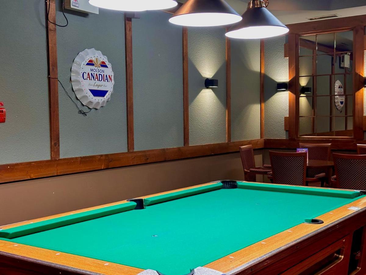 Lacombe Motor Inn Zewnętrze zdjęcie