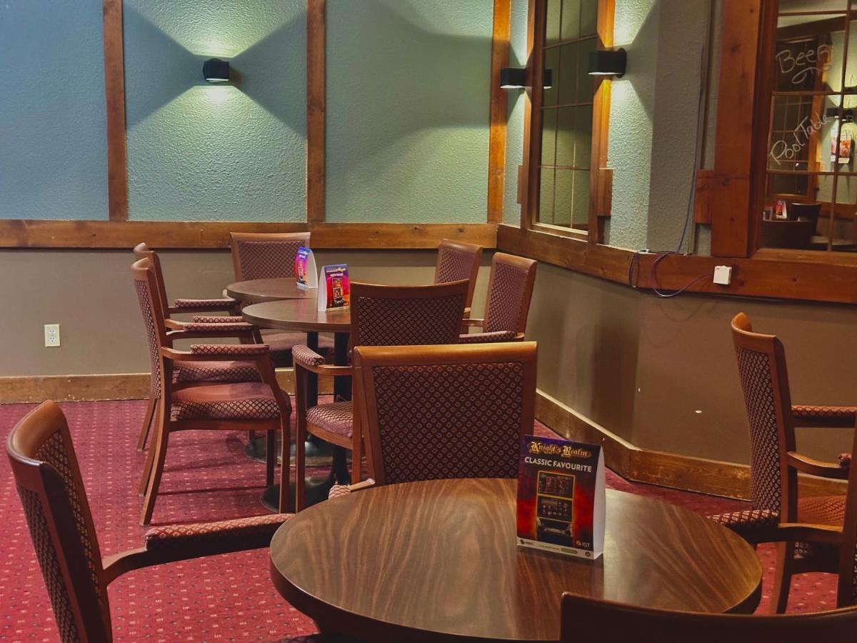 Lacombe Motor Inn Zewnętrze zdjęcie