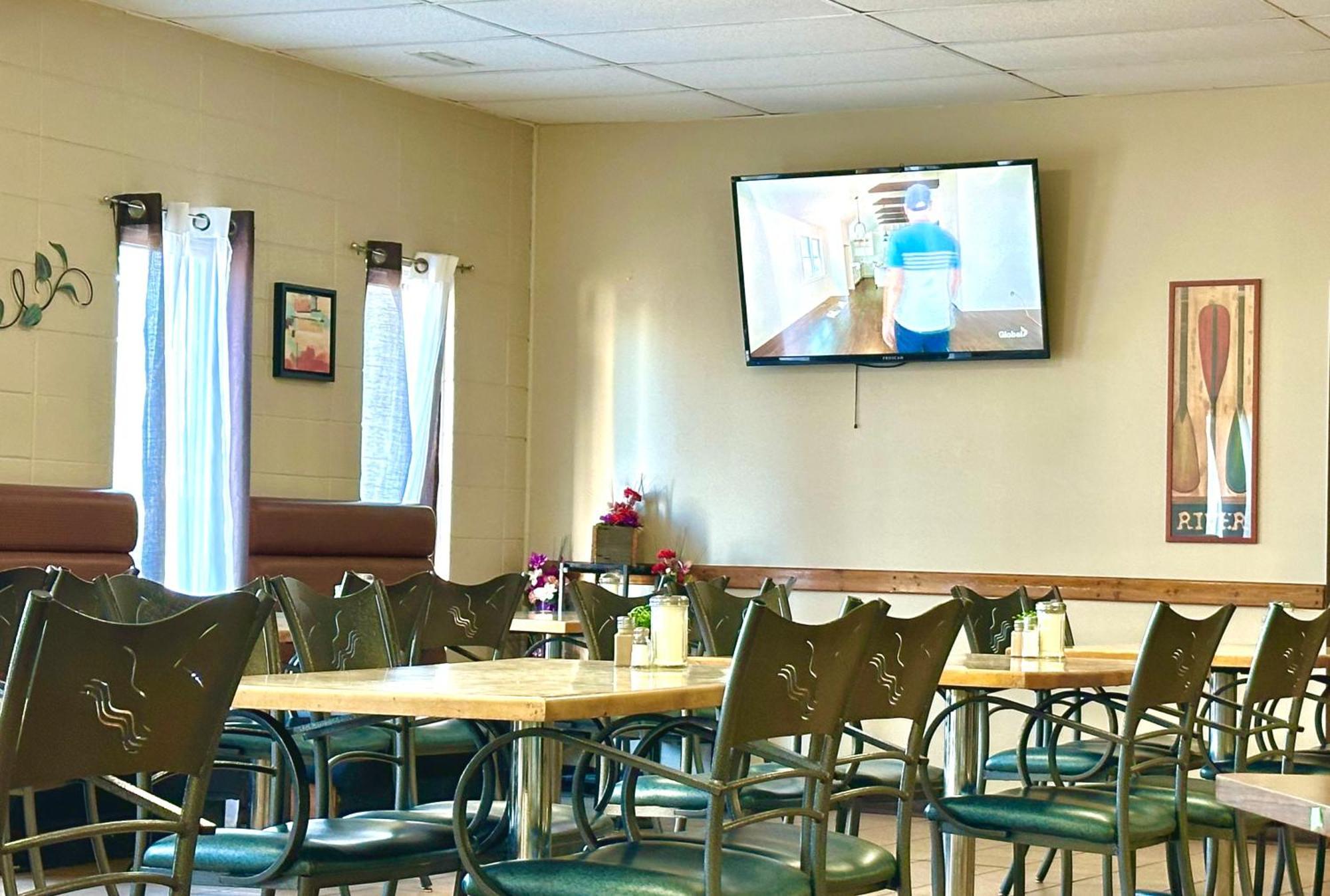 Lacombe Motor Inn Zewnętrze zdjęcie